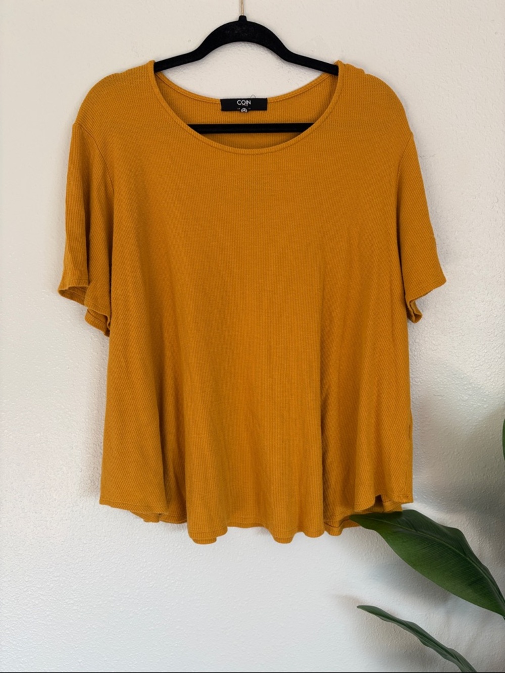 Coin 1804 Oversized Ribbed Short Sleeve Top in Mustard